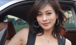 娱乐圈周边的爆料,揭秘明星背后的秘密生活